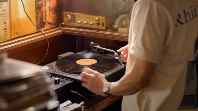 ジャズ喫茶「ダウンビート」店長・吉久修平に聞く、人にはどういう場所