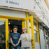 “ノンアル”の向こうに、社会のオルタナティブを透かし見る：MARUKUの店主夫妻に訊く